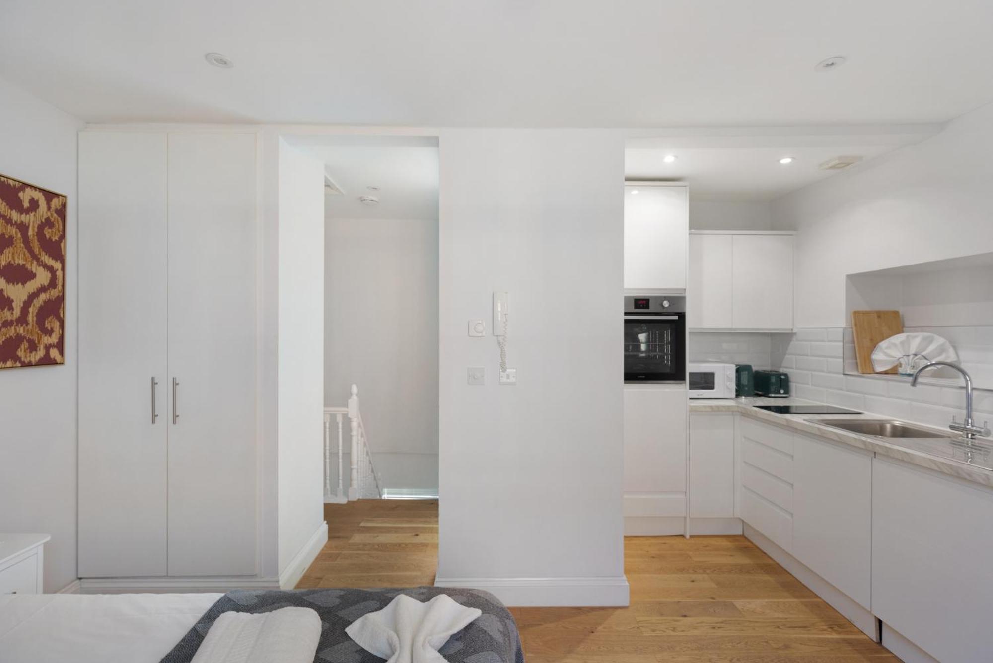 Hafh In Paddington - Double Studio 3 ลอนดอน ภายนอก รูปภาพ